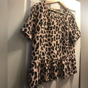 Pink peplum blouse with leopard print, L
